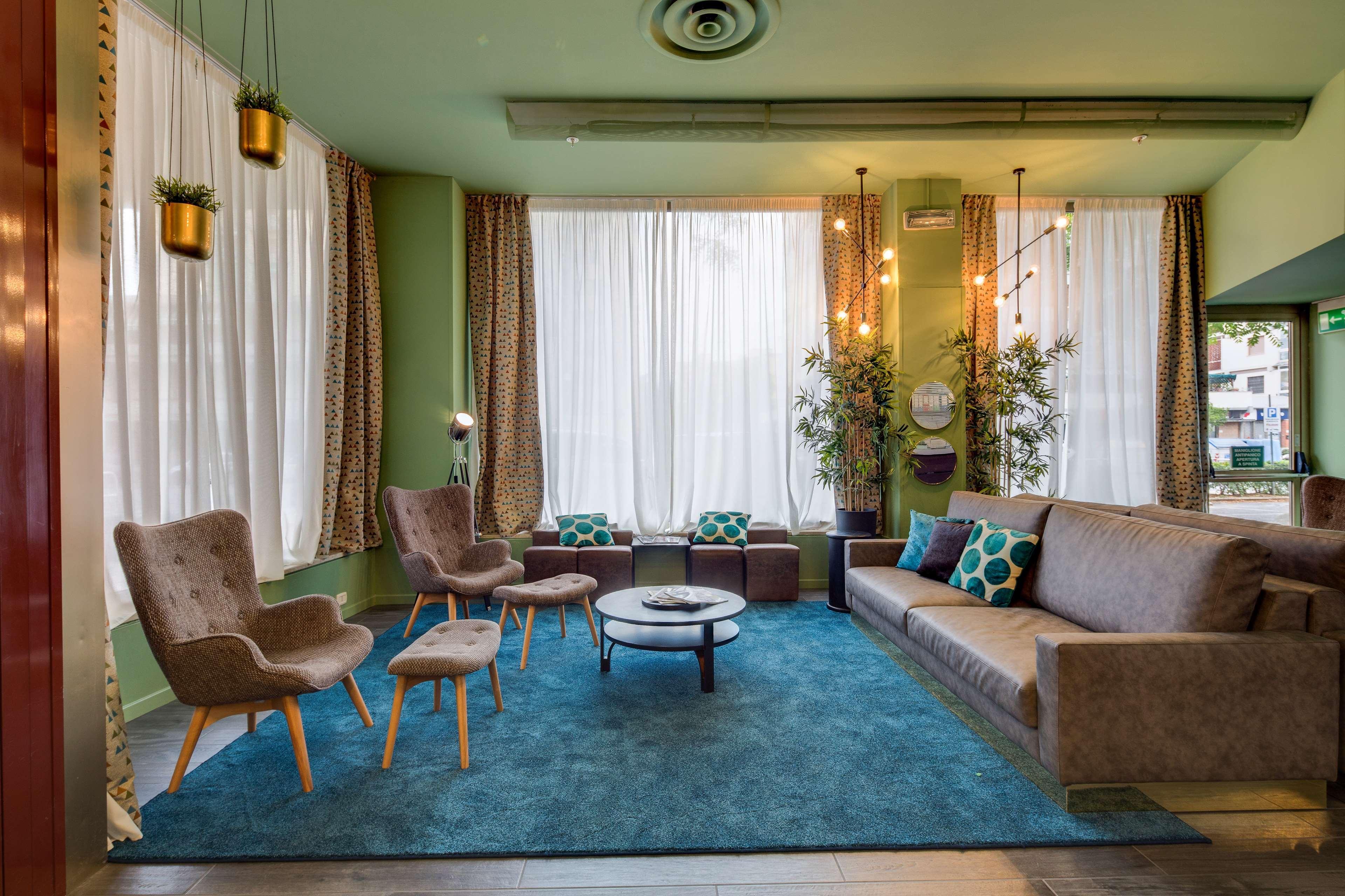 Hotel Holiday & Columbia Northeast By Ihg